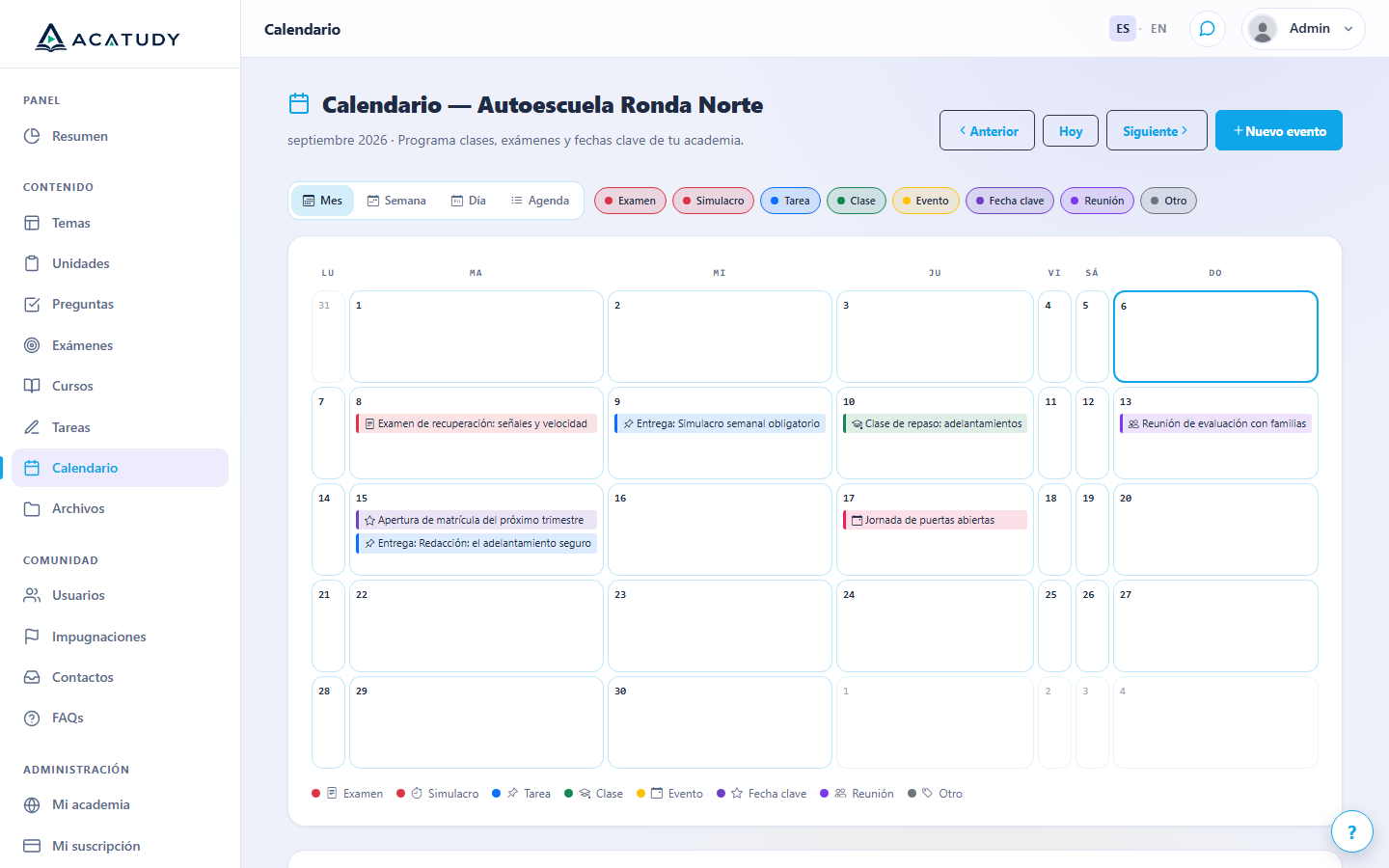 Calendario del admin con eventos de varios tipos y la marca de la academia